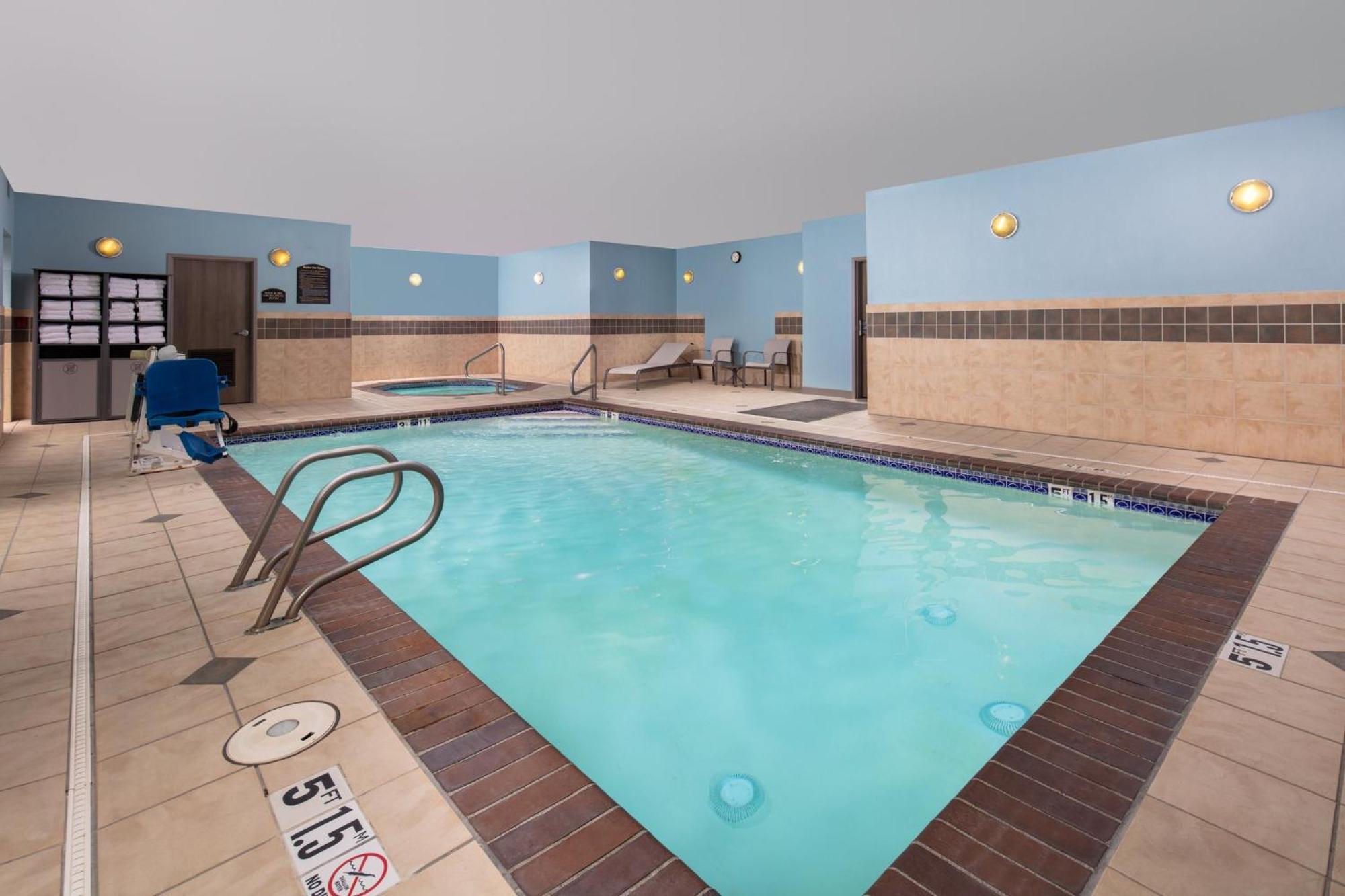 Holiday Inn Express Bothell By Ihg Εξωτερικό φωτογραφία