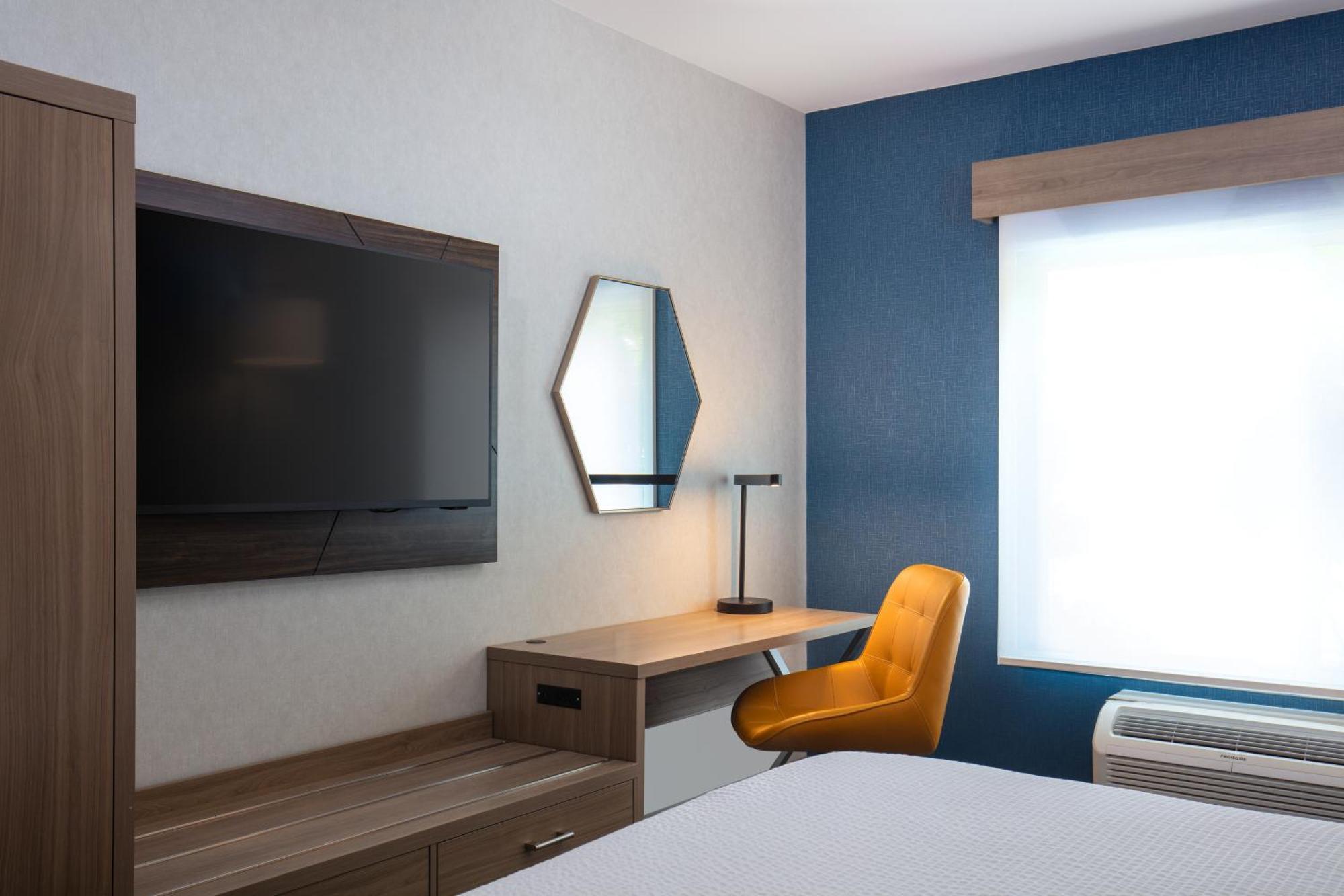 Holiday Inn Express Bothell By Ihg Εξωτερικό φωτογραφία