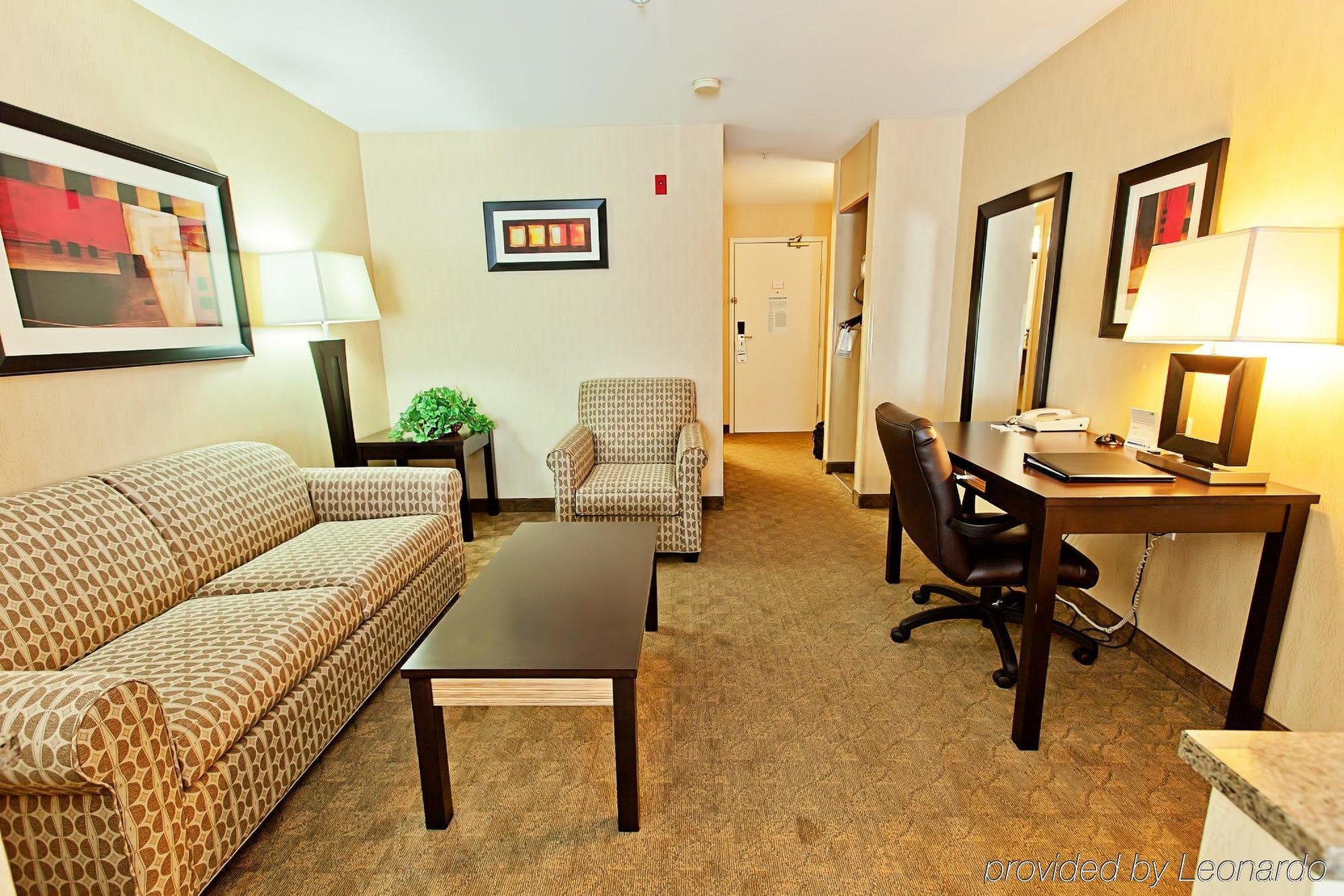Holiday Inn Express Bothell By Ihg Εξωτερικό φωτογραφία
